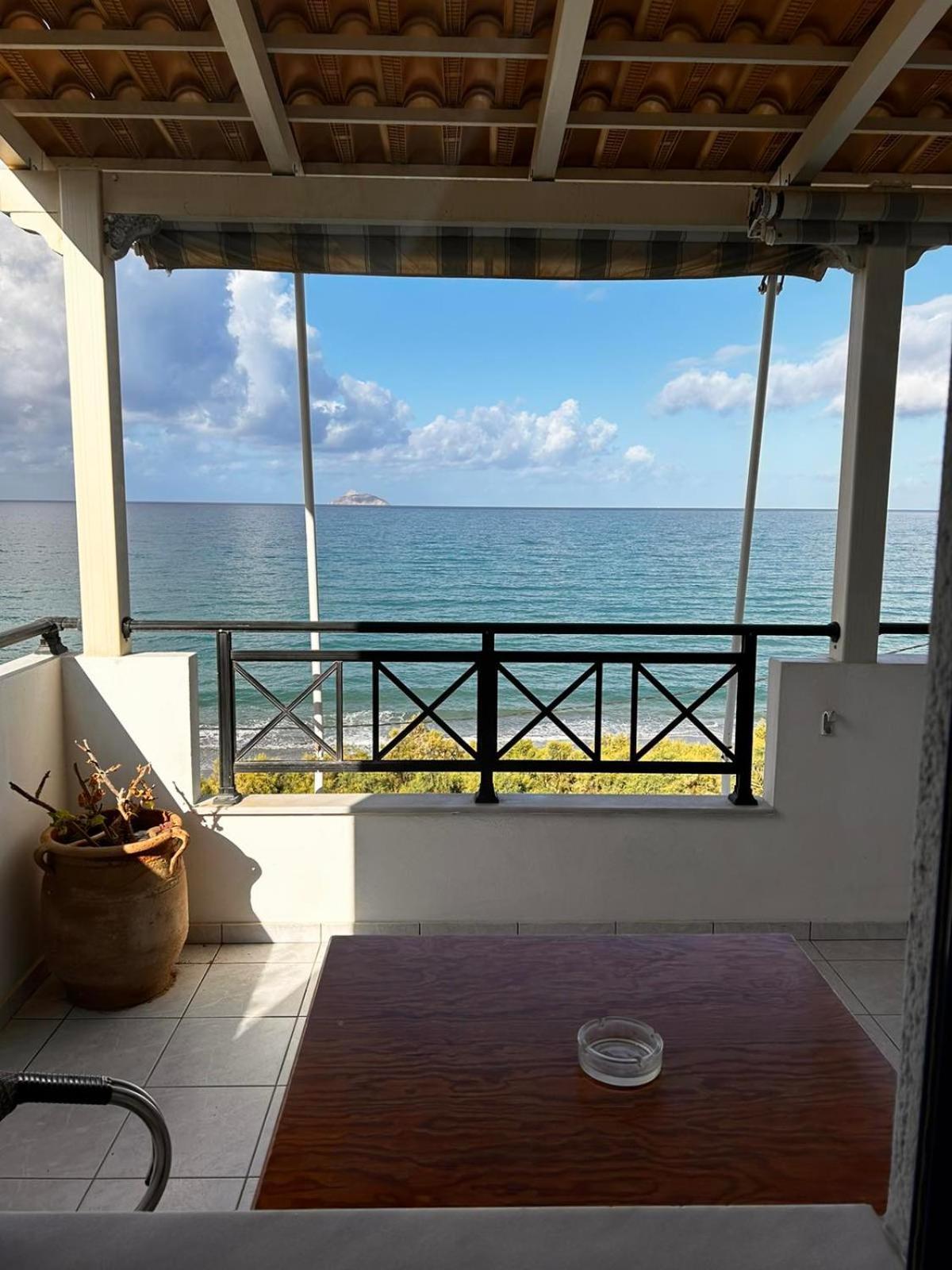 Kalamaki Holidays - Finikas Studios & Apartments Luaran gambar